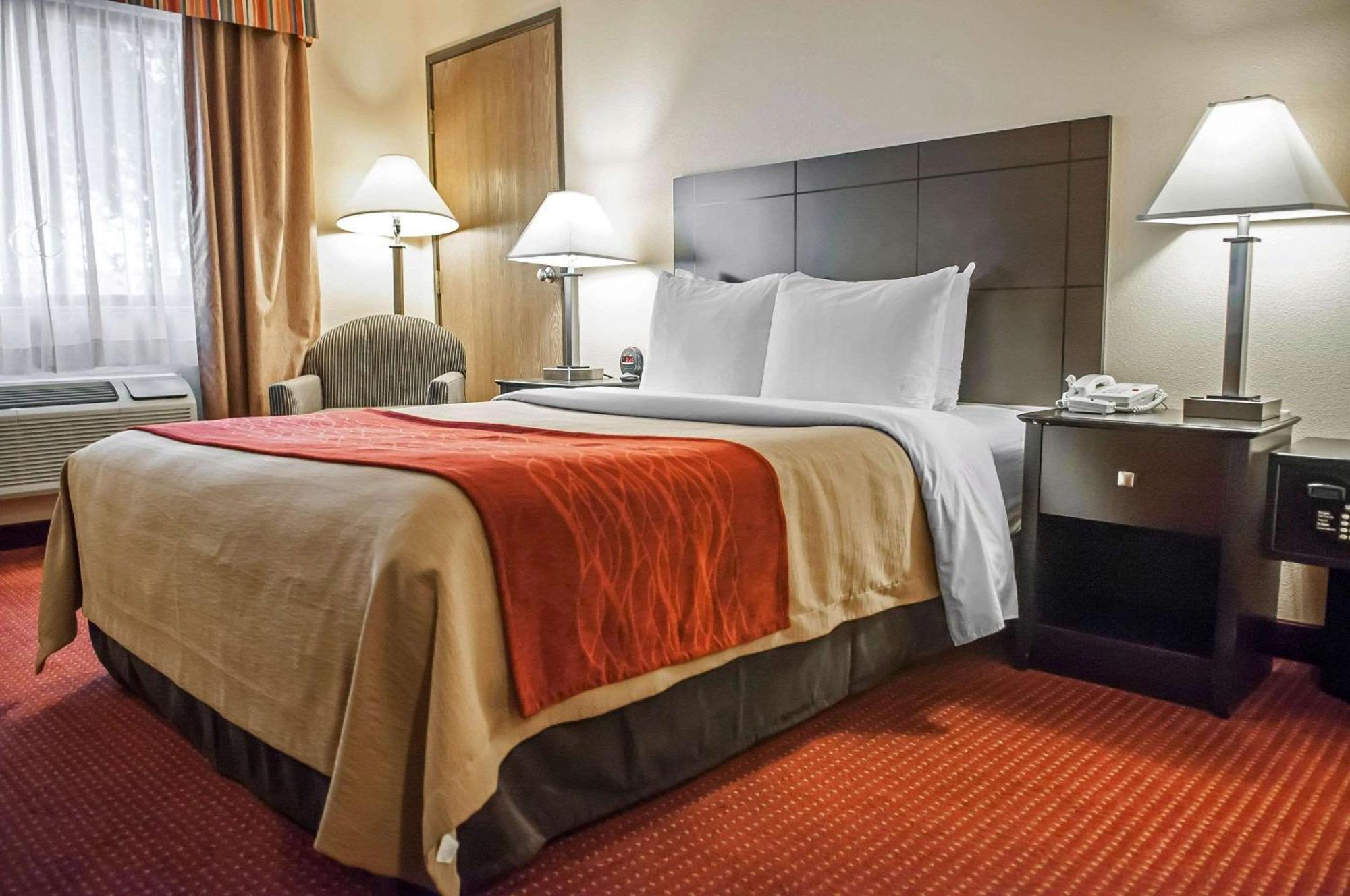 ריו ראנצ'ו Quality Inn מראה חיצוני תמונה