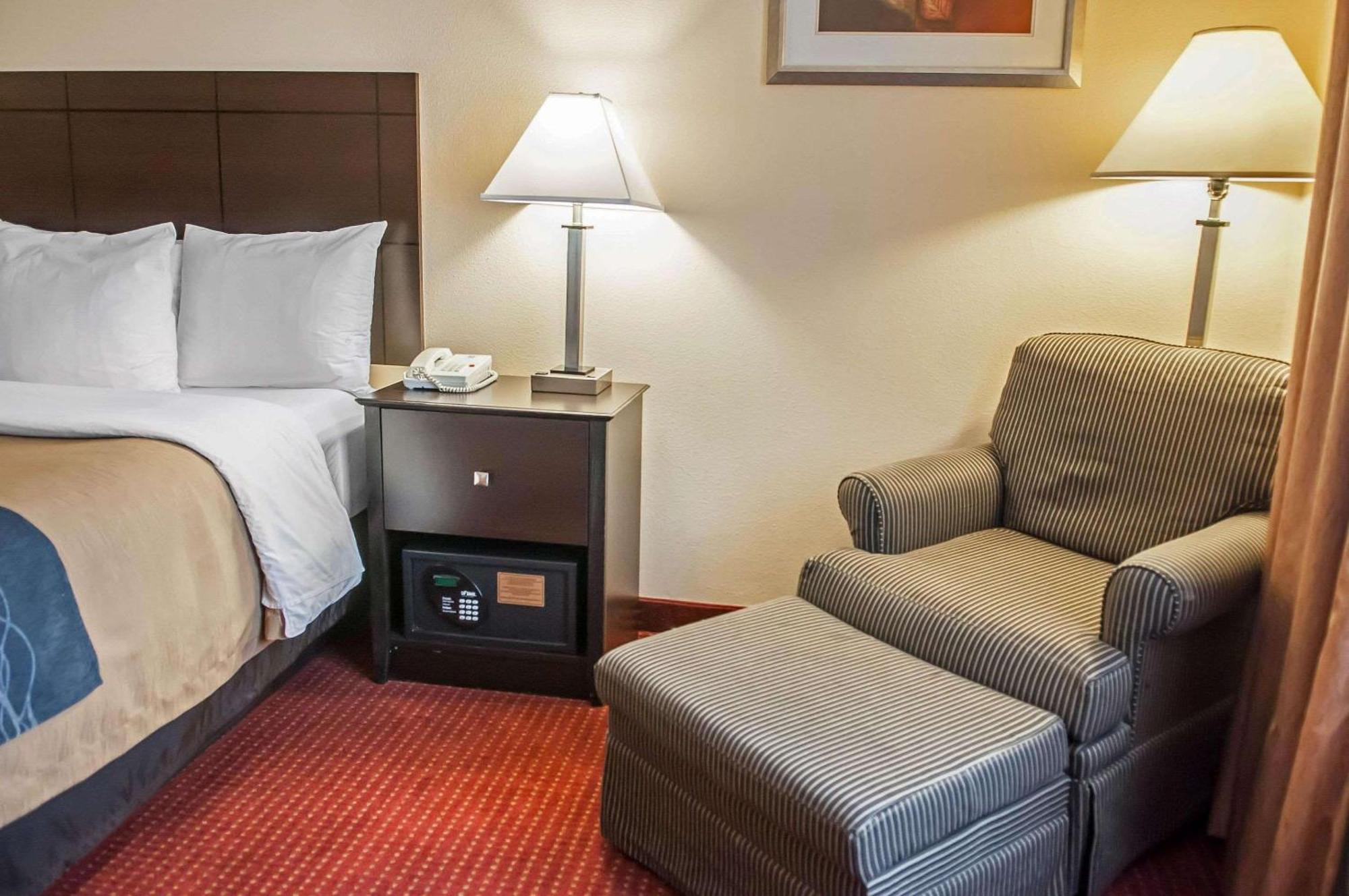 ריו ראנצ'ו Quality Inn מראה חיצוני תמונה