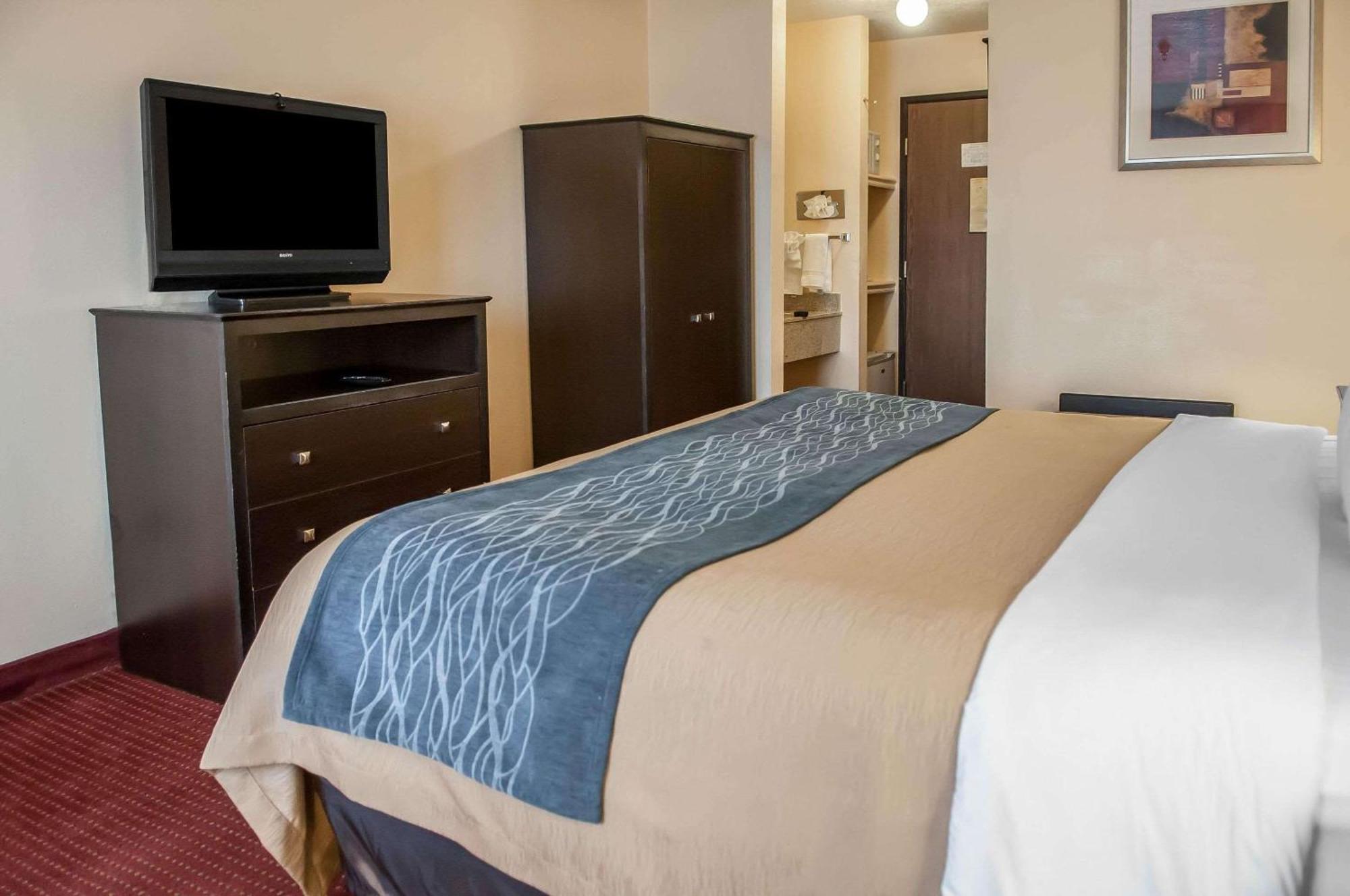 ריו ראנצ'ו Quality Inn מראה חיצוני תמונה
